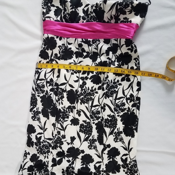 Beautiful Summer dress - Picture 5 of 14